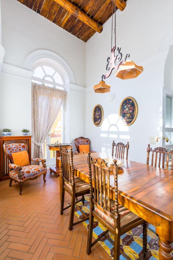 Residenza Capano Charming House By Napoliapartments Extérieur photo