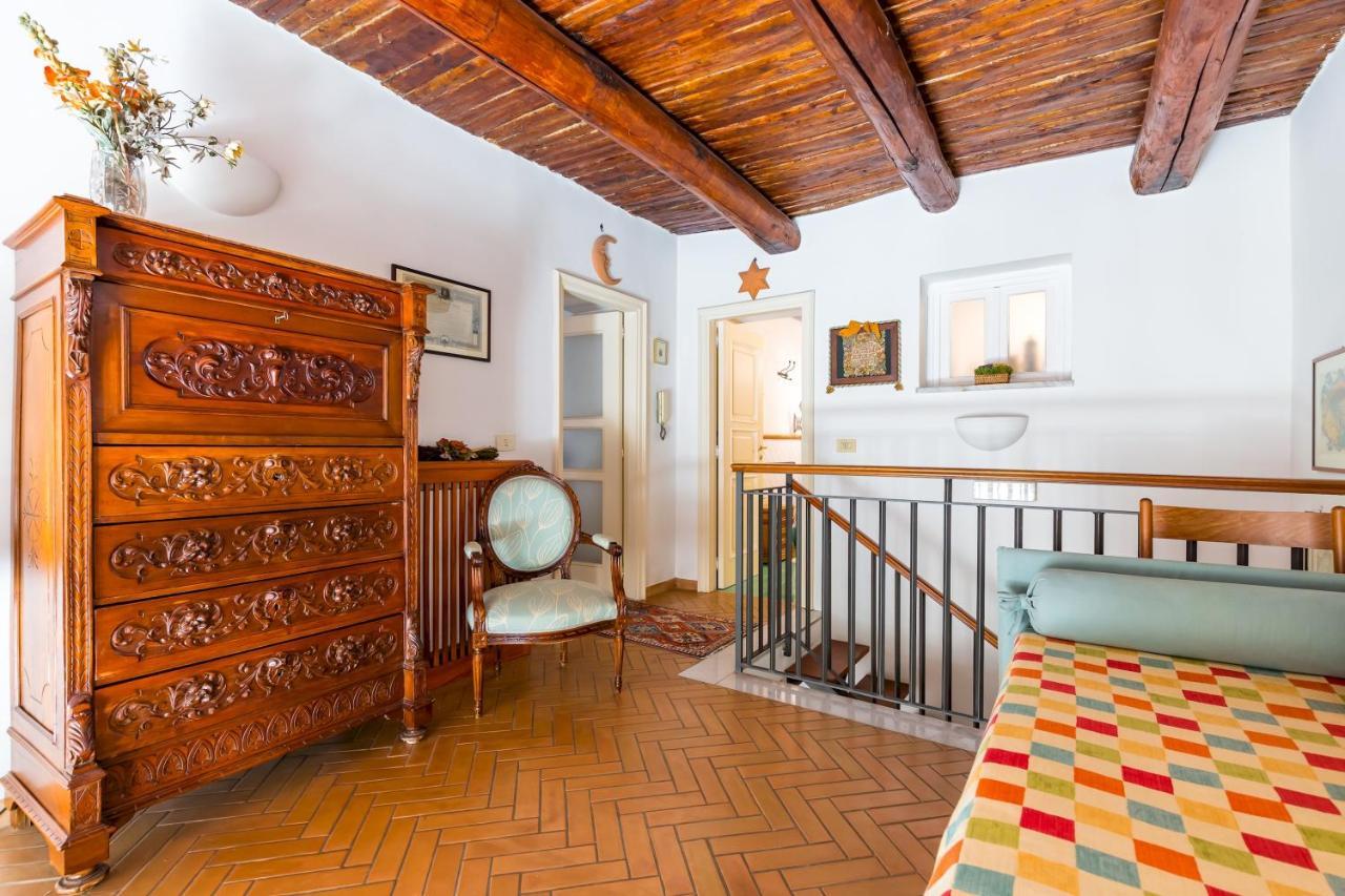 Residenza Capano Charming House By Napoliapartments Extérieur photo